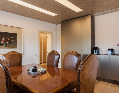 Nelli Villa