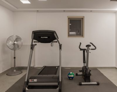 Nelli Villa