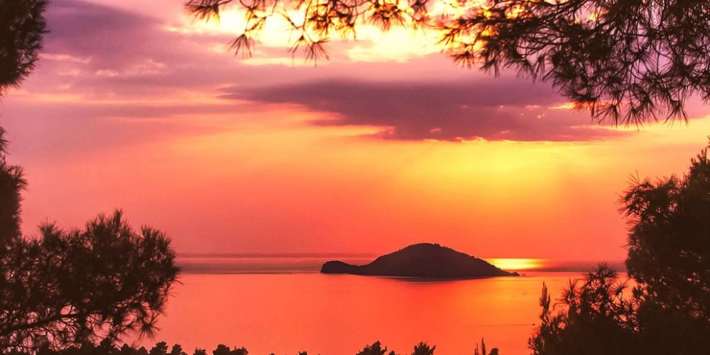 Kelifos Isle Neos Marmaras Sunset