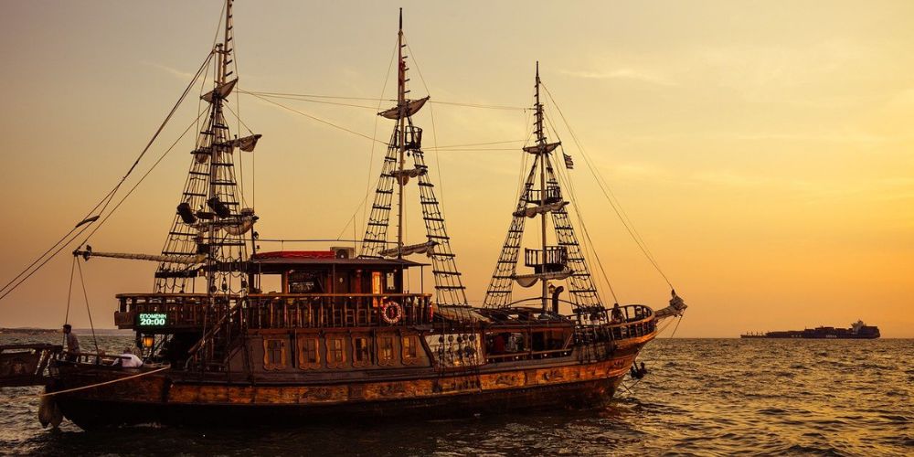 Thermaikos Cruise Ship | Thessaloniki Greece | My Greek Holidays