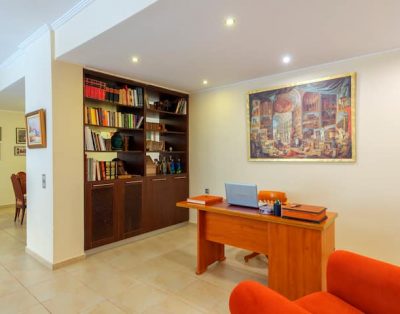 Petty Villa