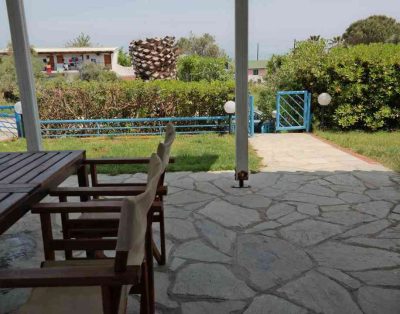 Alla Holiday House