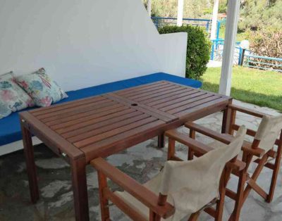 Alla Holiday House