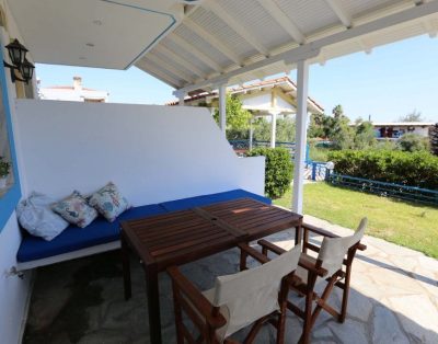 Alla Holiday House