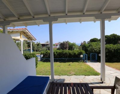 Alla Holiday House