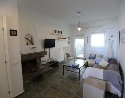 Alla Holiday House
