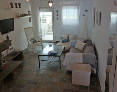 Alla Holiday House