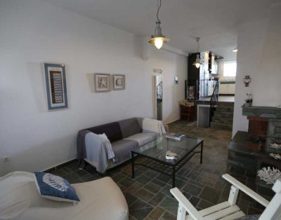 Alla Holiday House