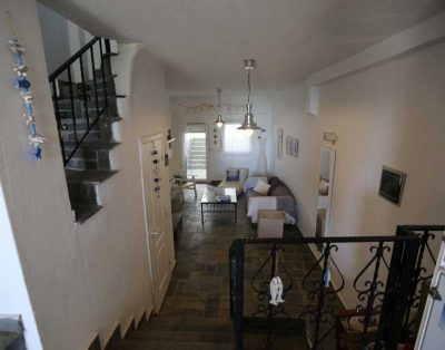 Alla Holiday House