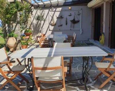 Clio Holiday House