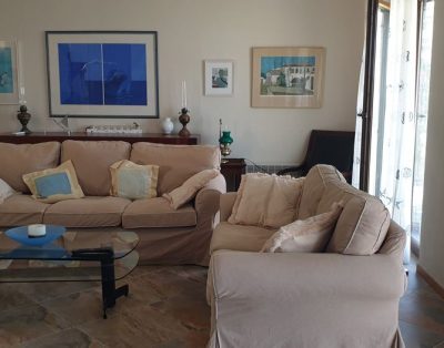 Clio Holiday House