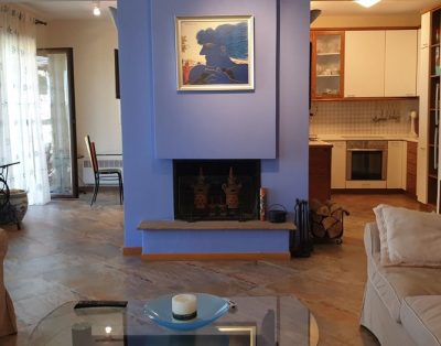Clio Holiday House