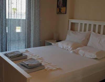 Clio Holiday House