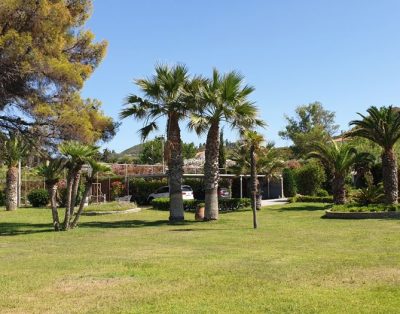 Clio Holiday House