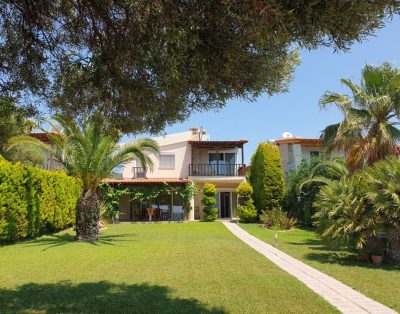 Leda Holiday House