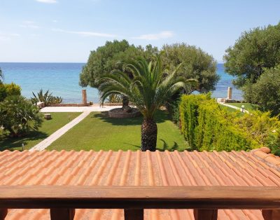 Leda Holiday House