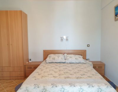Leda Holiday House