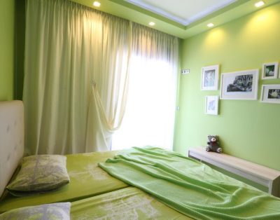 Tina Holiday House