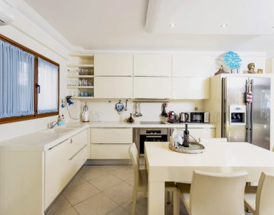 Algea Maisonette