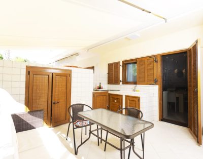 Algea Maisonette
