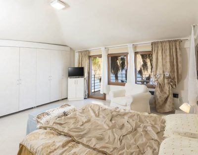 Algea Maisonette