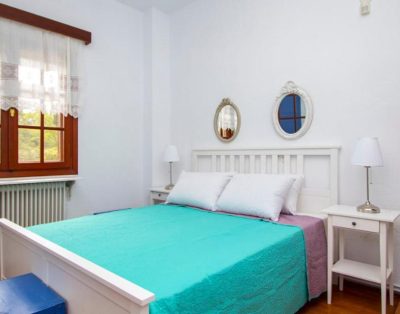 Viola Villa