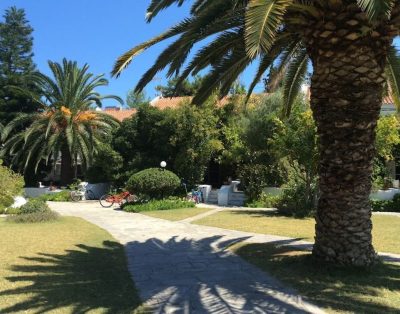 Hector Holiday House