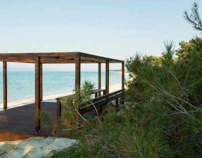 Hector Holiday House
