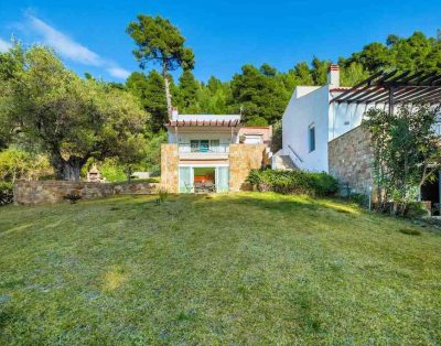 Sapphire Holiday House
