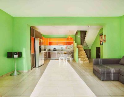 Sapphire Holiday House