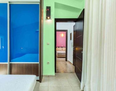 Sapphire Holiday House
