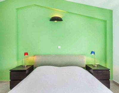 Sapphire Holiday House
