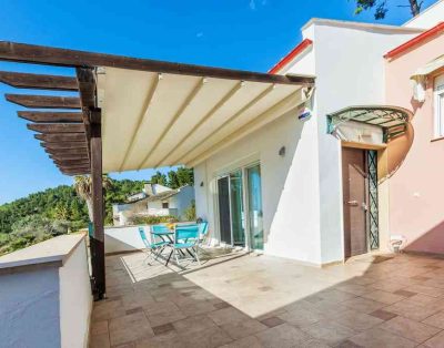 Sapphire Holiday House