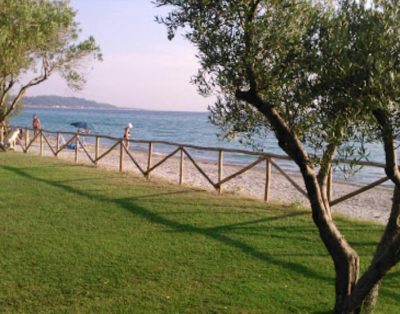 Sapphire Holiday House