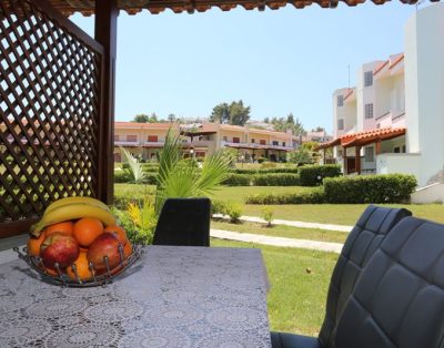 Faros Holiday House