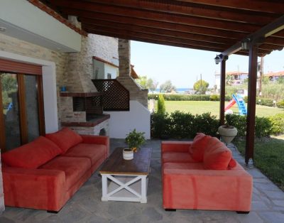 Faros Holiday House