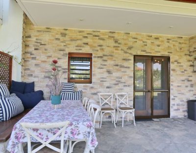 Faros Holiday House