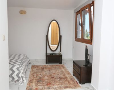 Faros Holiday House