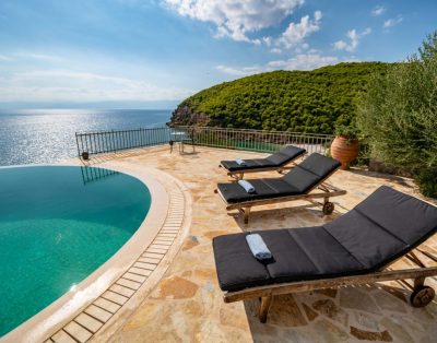 Aurora Villa