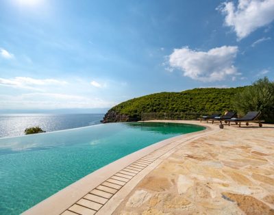 Aurora Villa