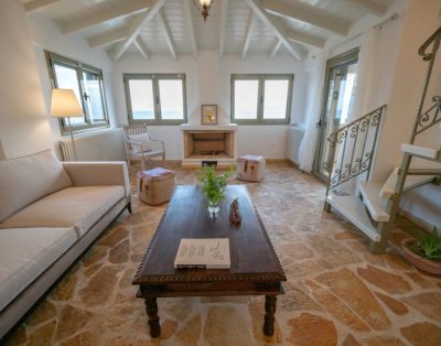 Aurora Villa