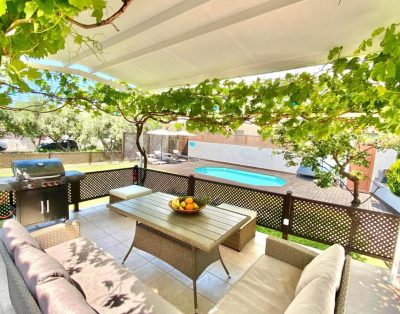 Vira Holiday House