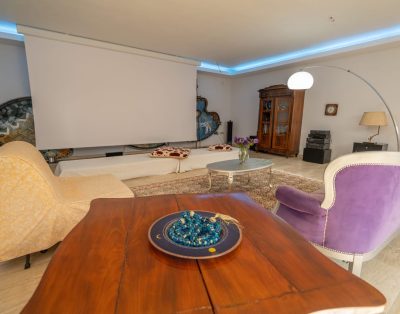 Kylie Villa