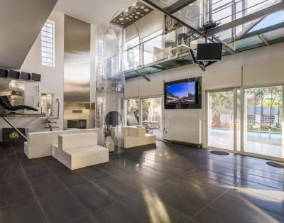 Seven Villa