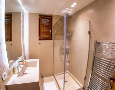 Merlin Villa