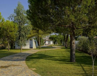 Schinia Villa
