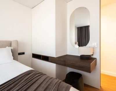 Lola Penthouse