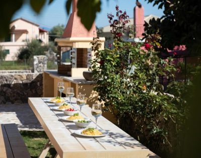 Avra Villa