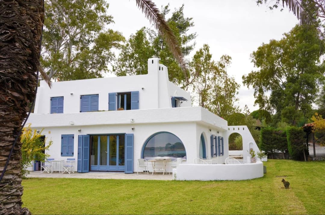 Avra Villa