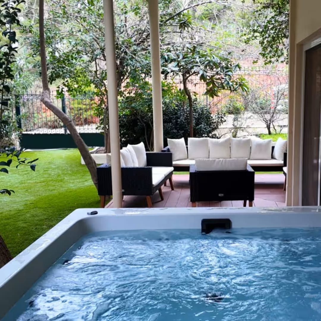 Kavouri Apartment